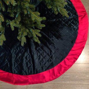 52" Round Green & Red Vintage Velvet Quilted Diamond Pattern Tree Skirt